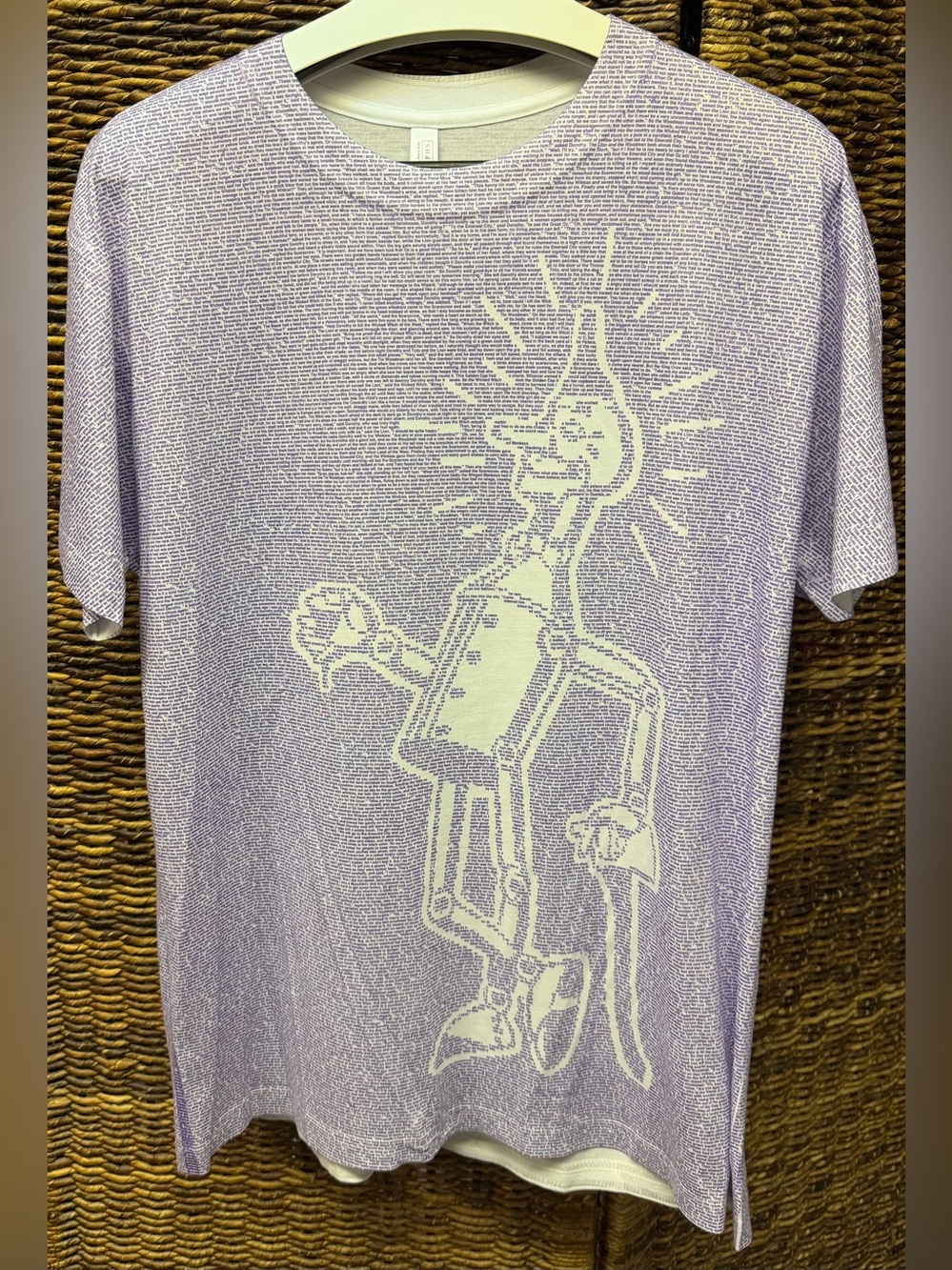 Lithographs- Adult Large Purple Graphic‎ Tee w/The Wizard of Oz-Character Print